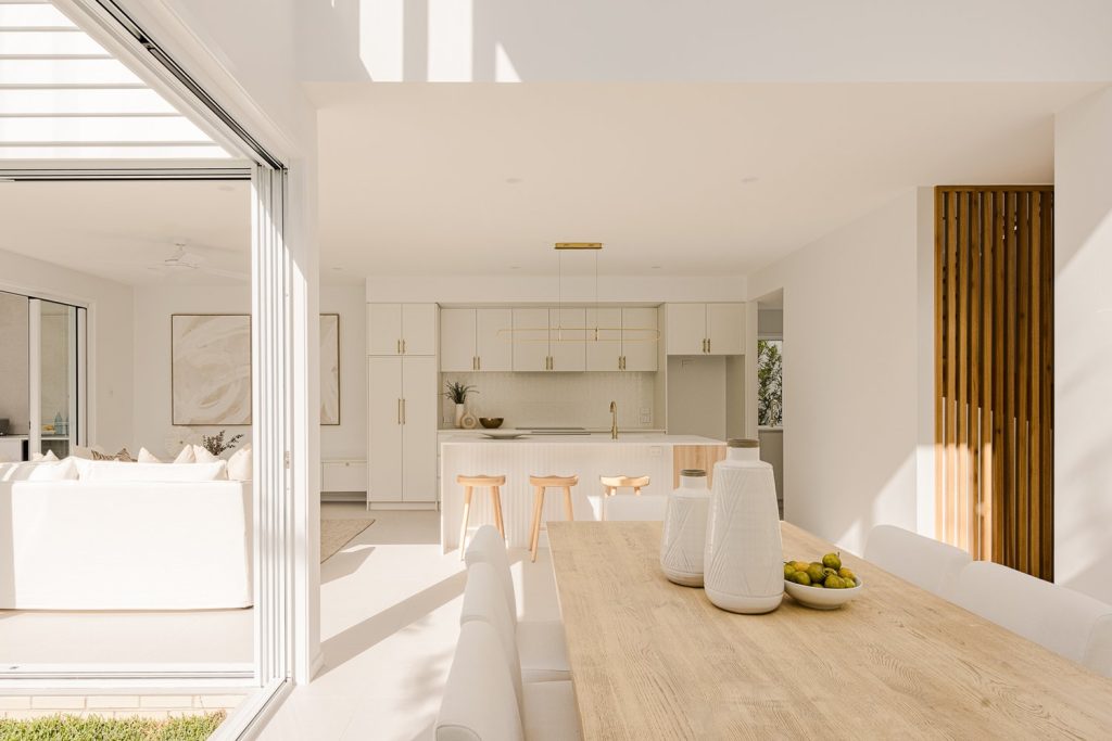 Coastal style dining and kitchen